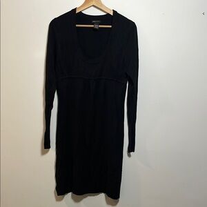 BCBG Elegant Black Scoop Neck Long Sleeve Dress